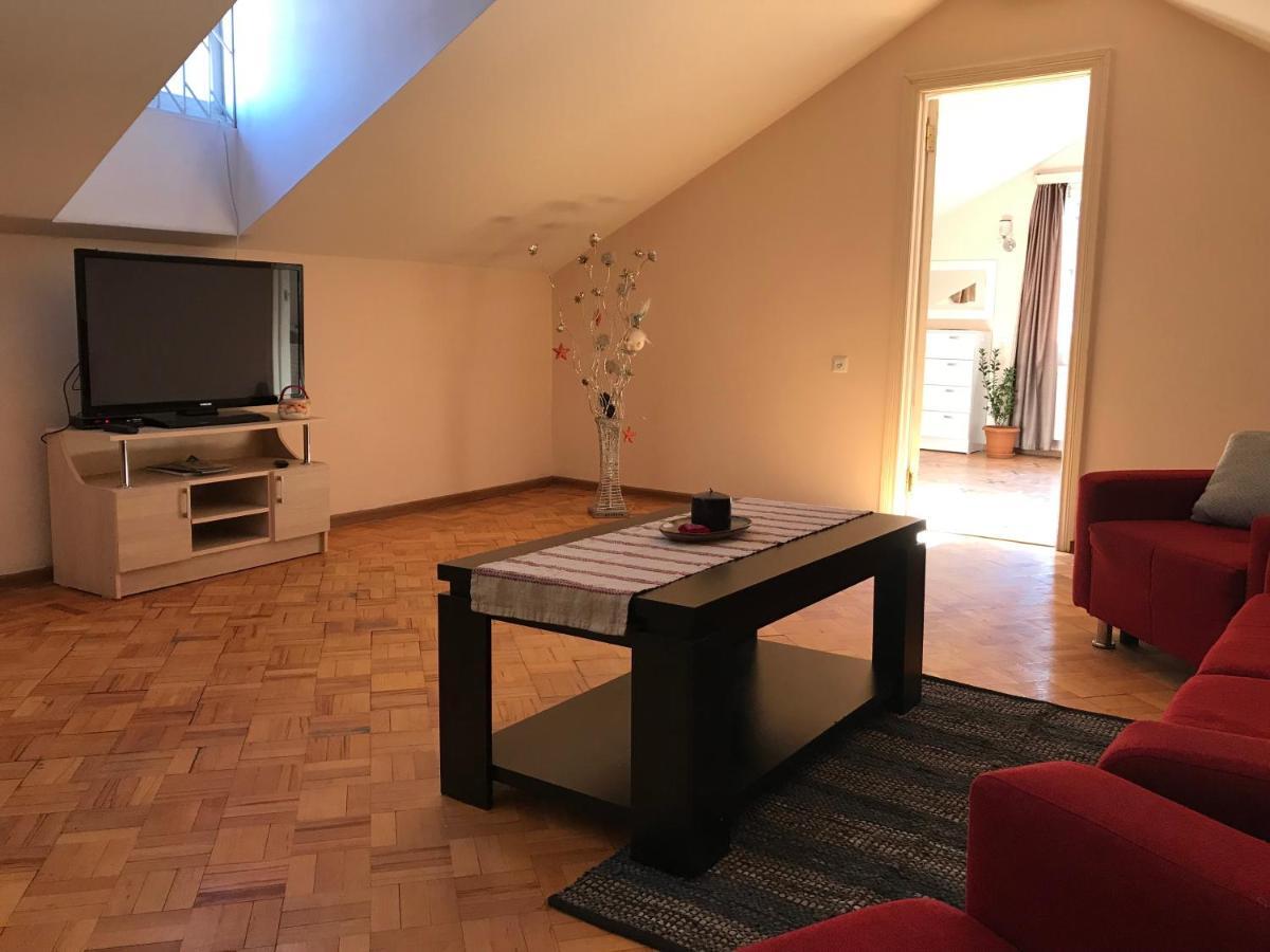 Apartment On Botanikuri Tbilisi Buitenkant foto